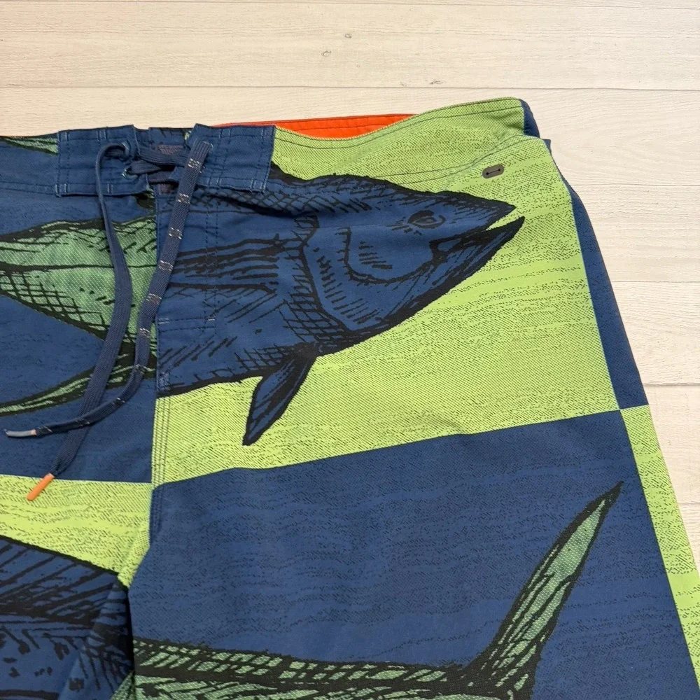 Cova‎ heads or tails board shorts swim trunks men's size 38